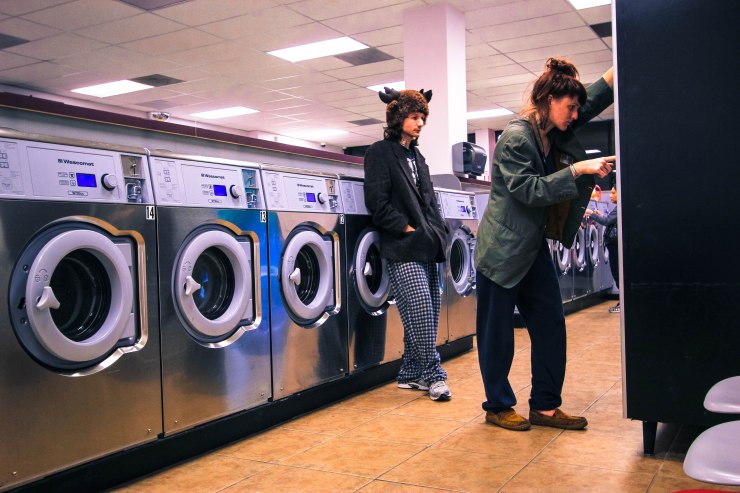 vantana row the wand posture music video band photo shoot 2